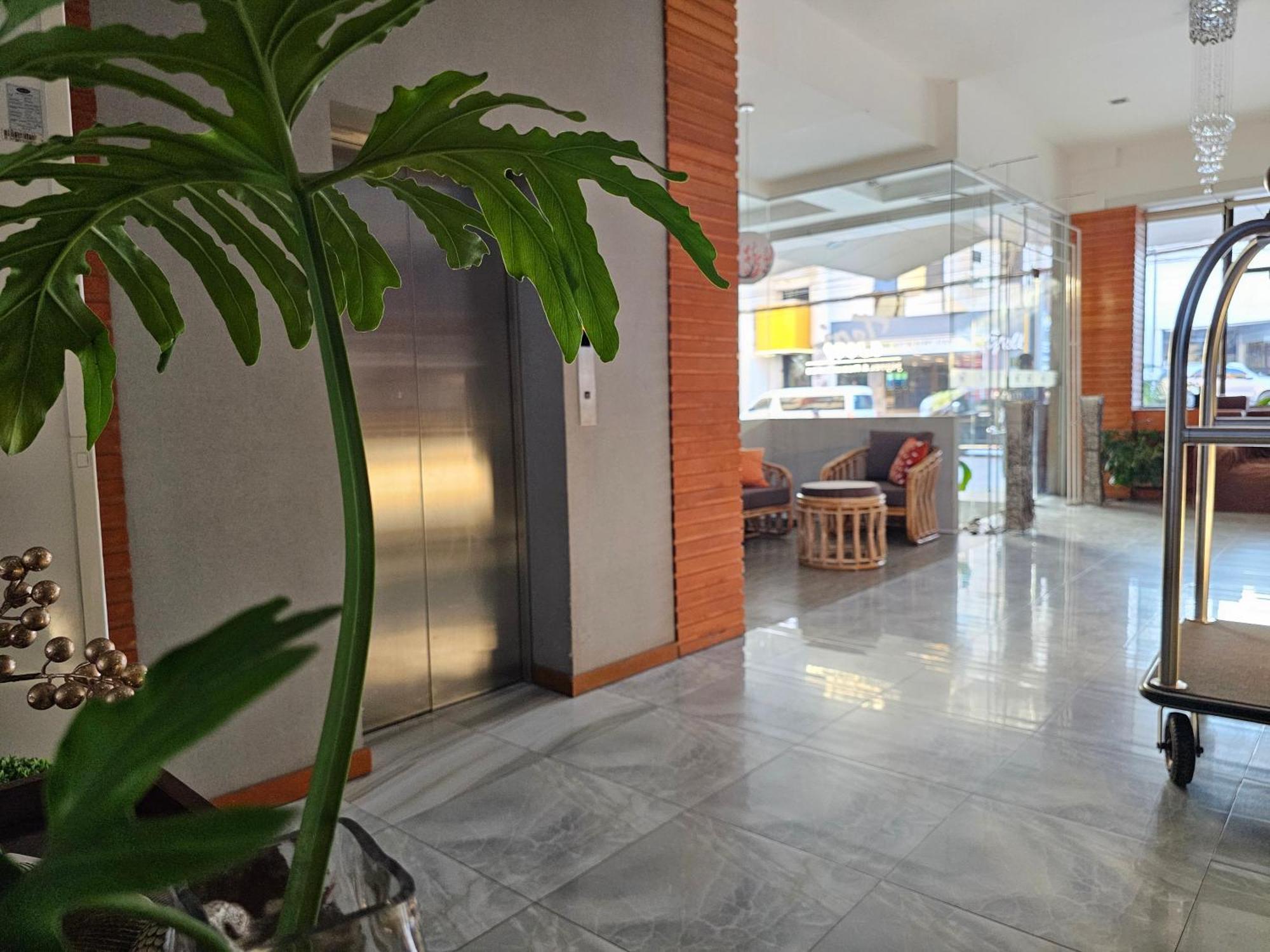Tsai Hotel And Residences Cebu Buitenkant foto